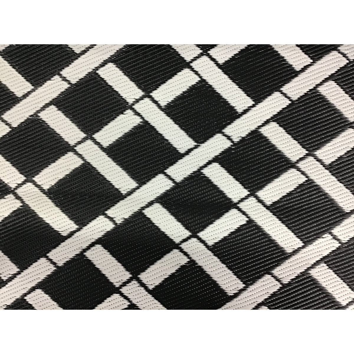 best-outdoor-furniture-Signature Range Black &amp; White - Outdoor Rug